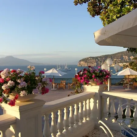 Grand Europa Palace 4*