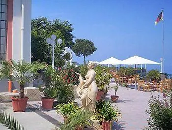 Grand Europa Palace 4*