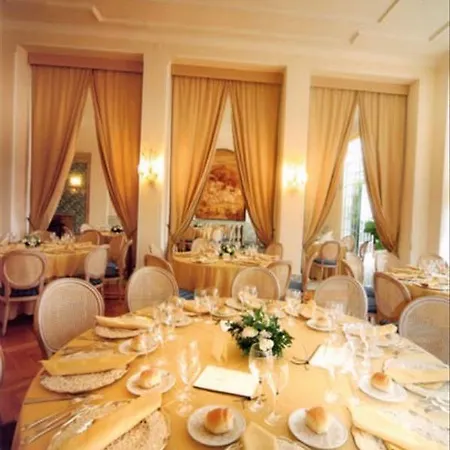 Grand Europa Palace 4*