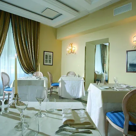 Grand Europa Palace Hotel 4*